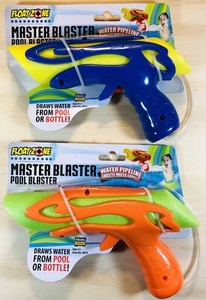 Master Blaster Pool/bath/bottle Squirt Gun Float supply water toy NEW Single | eBay