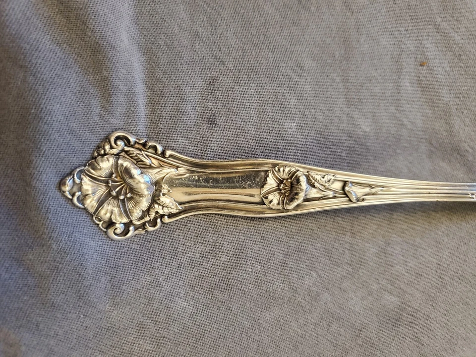 Cuchara para servir ensalada de plata esterlina maciza Alvin Morning Glory 8 3/4 pulgadas 1909 Foto 3 de 4