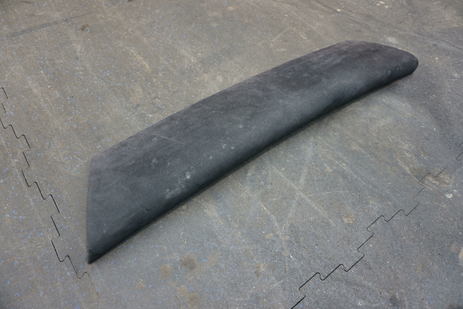 Rear Center B-Pillar Trim Panel Black Alcantara OEM Mclaren 650s Spider 2016