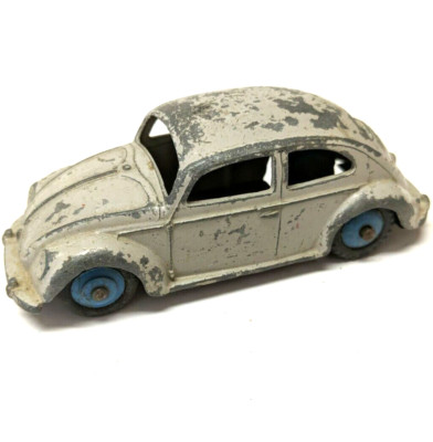 メイドインイングランド　UK3 Dinky Toys 181 Volkswagen Car Gray Made in England Meccano 3 9/16