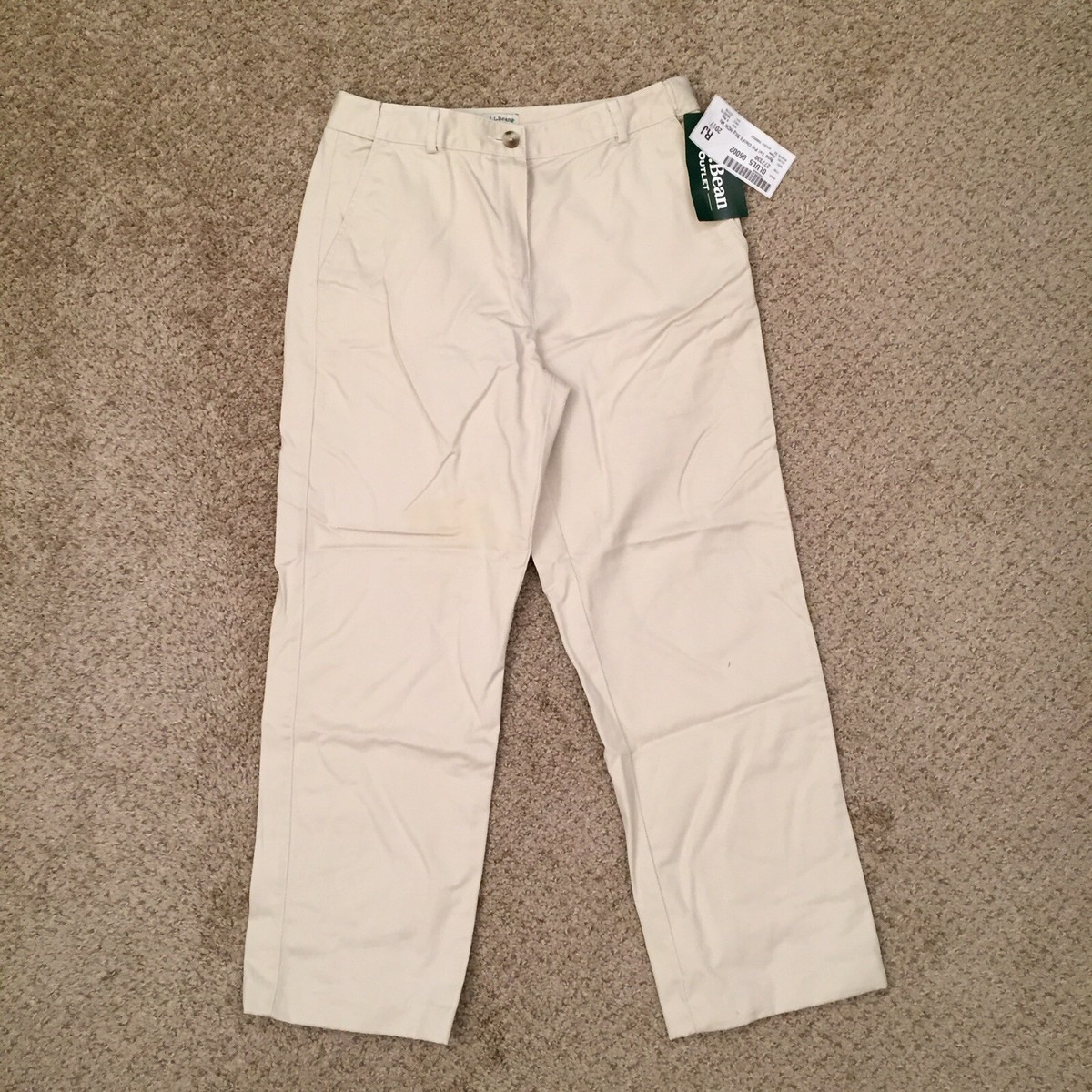 NWT LL Bean Bayside Twill Classic Fit Womens Size 6 Reg NWT LL Bean Bayside Twill Classic Fit Womens Size 6 Reg