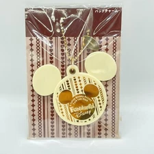 Tokyo Disney Resort Funderful Disney Club Member LE Charm Key Chain Mickey
