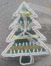 PIER ONE BEADED COASTERS Set Of 4 CHRISTMAS TREES, New