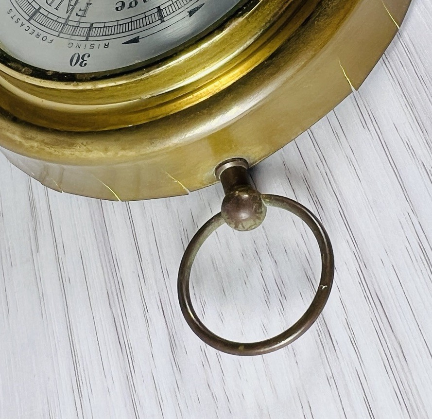 Vantage Barometer Swift Pilot Marine Rain Change Fair Compensated English Decor