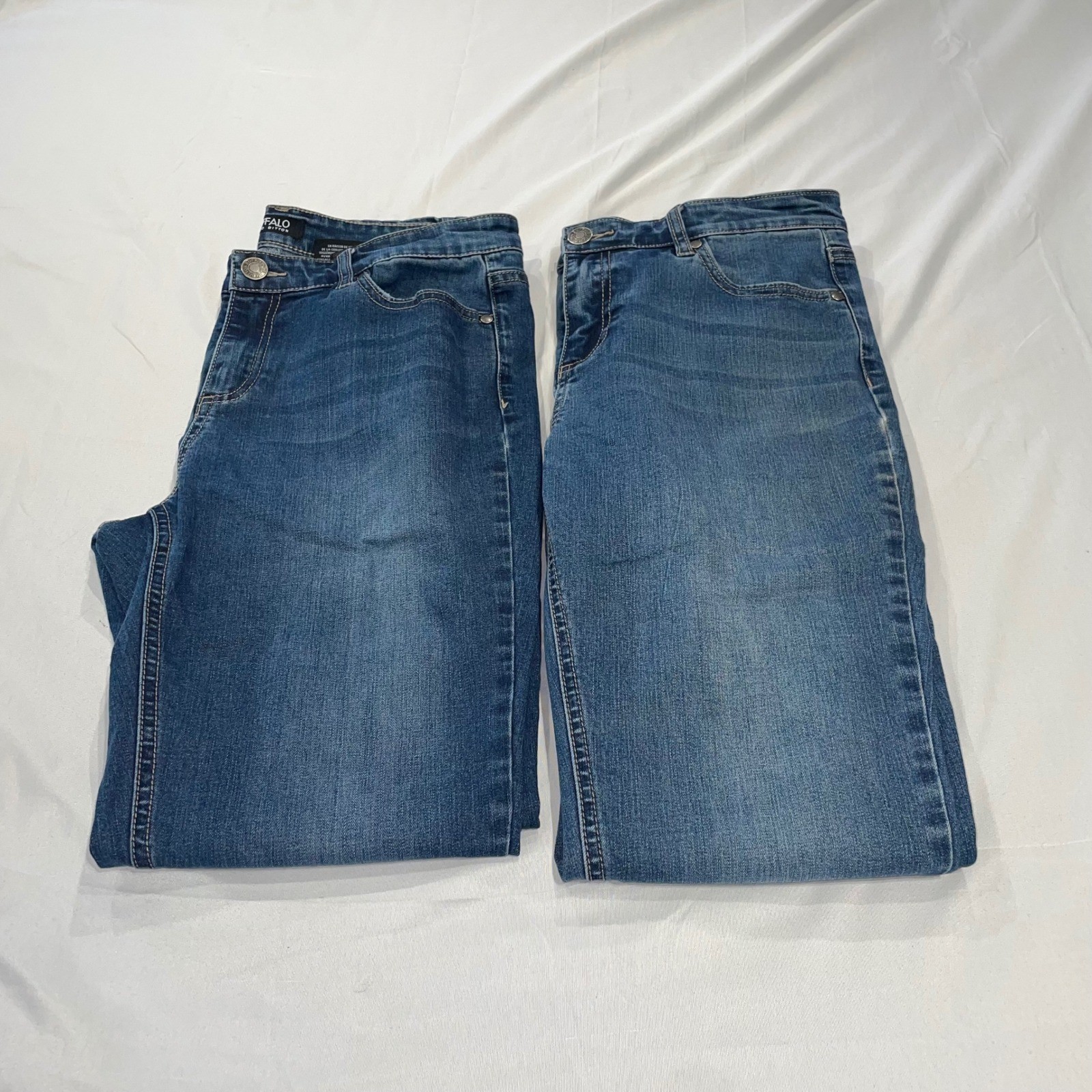 Buffalo David Bitton Francesca Mid-Rise Skinny Jeans Bundle Medium Wash 8/29
