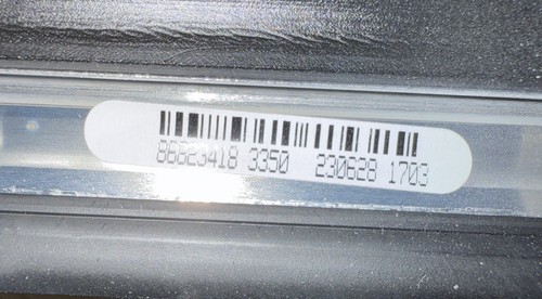 Genuine GM Front Driver Side Door Window Belt Reveal Molding 86823418 - Picture 4 of 4