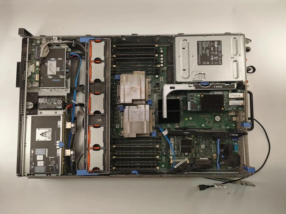 Dell Poweredge R710, 5x 1TB SAS (CHECK PHOTOS) - Image 2 of 2