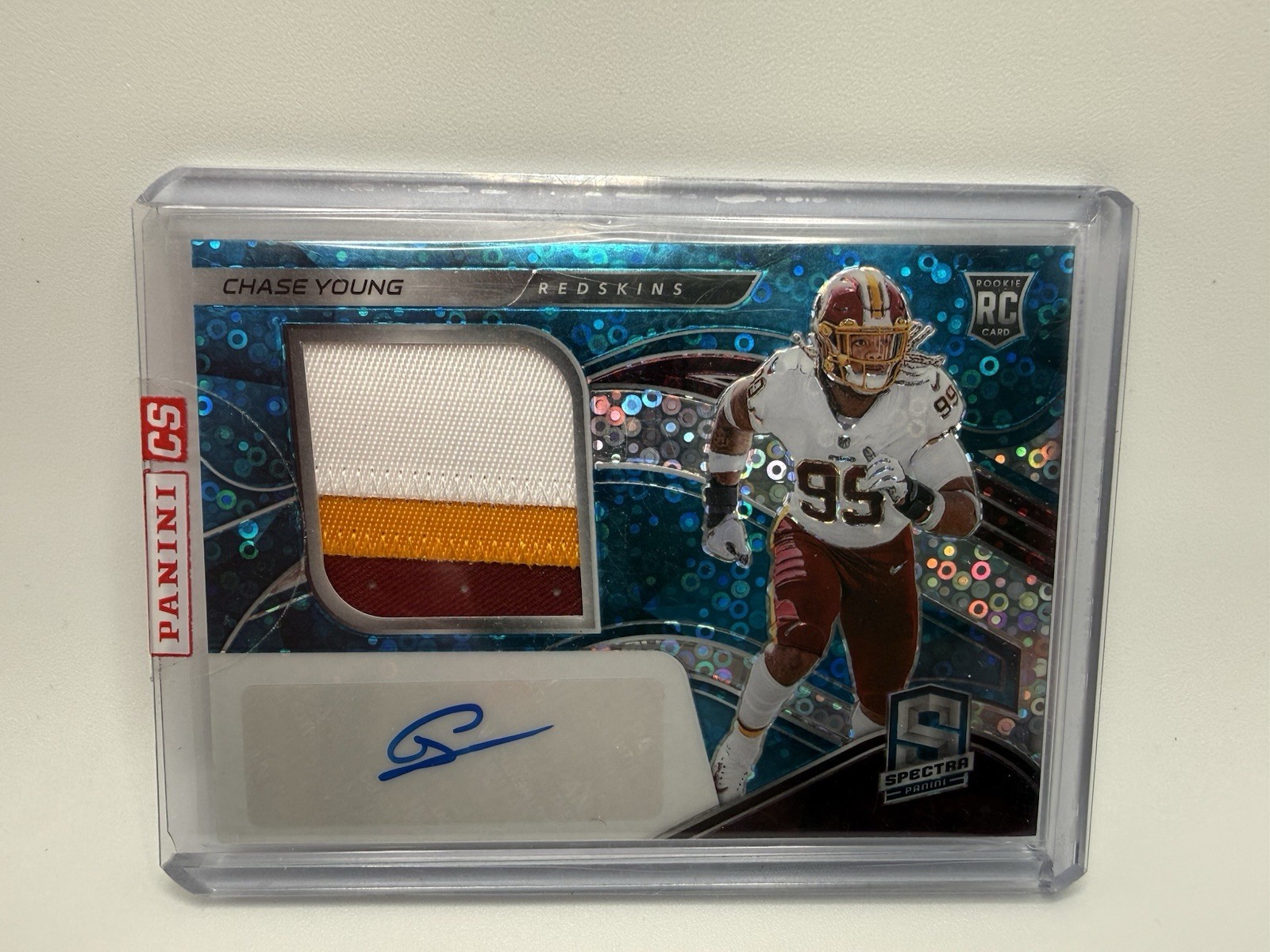 2020 Panini Spectra - Rookie Patch Autographs Chase Young #215 Neon Blue /60 