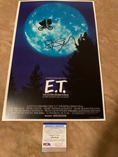 steven spielberg signed E.T 12x18 Poster Pic PSA/DNA COA