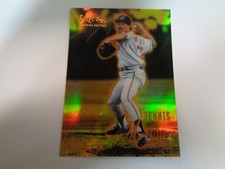 1995 Select Certified Edition Mirror Gold Dennis Martinez Card #86