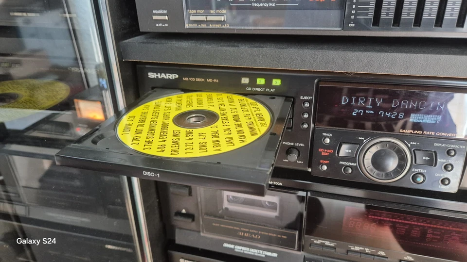 sharp md-r3 MD-Deck + 3 CD-Player Minidisc Player - Bild 3 von 3