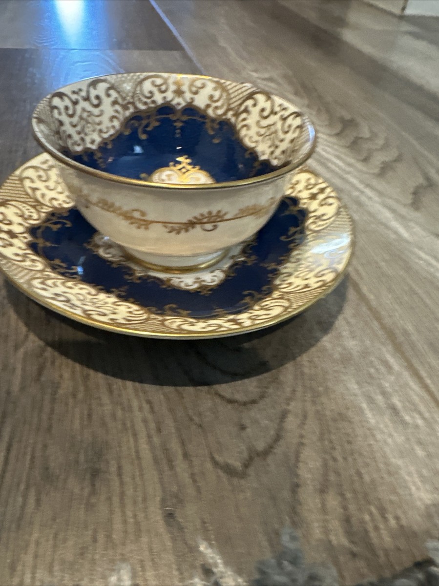 STAFFORDSHIRE カップ&ソーサー　中古品物 VINTAGE CROWN STAFFORDSHIRE TEA CUP SAUCER SET BLUE GOLD FLORAL