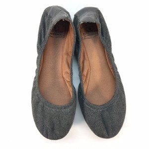 lucky brand gray flats