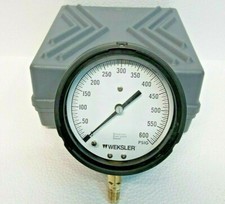 Weksler 0-600 PSI Pressure Gauge 4 1/2  Dial 1/4" NPT Lower Connection w/ Case