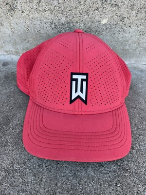 Nike Tiger Woods Collection Golf Hat Stretch Victory Red Cap L/XL