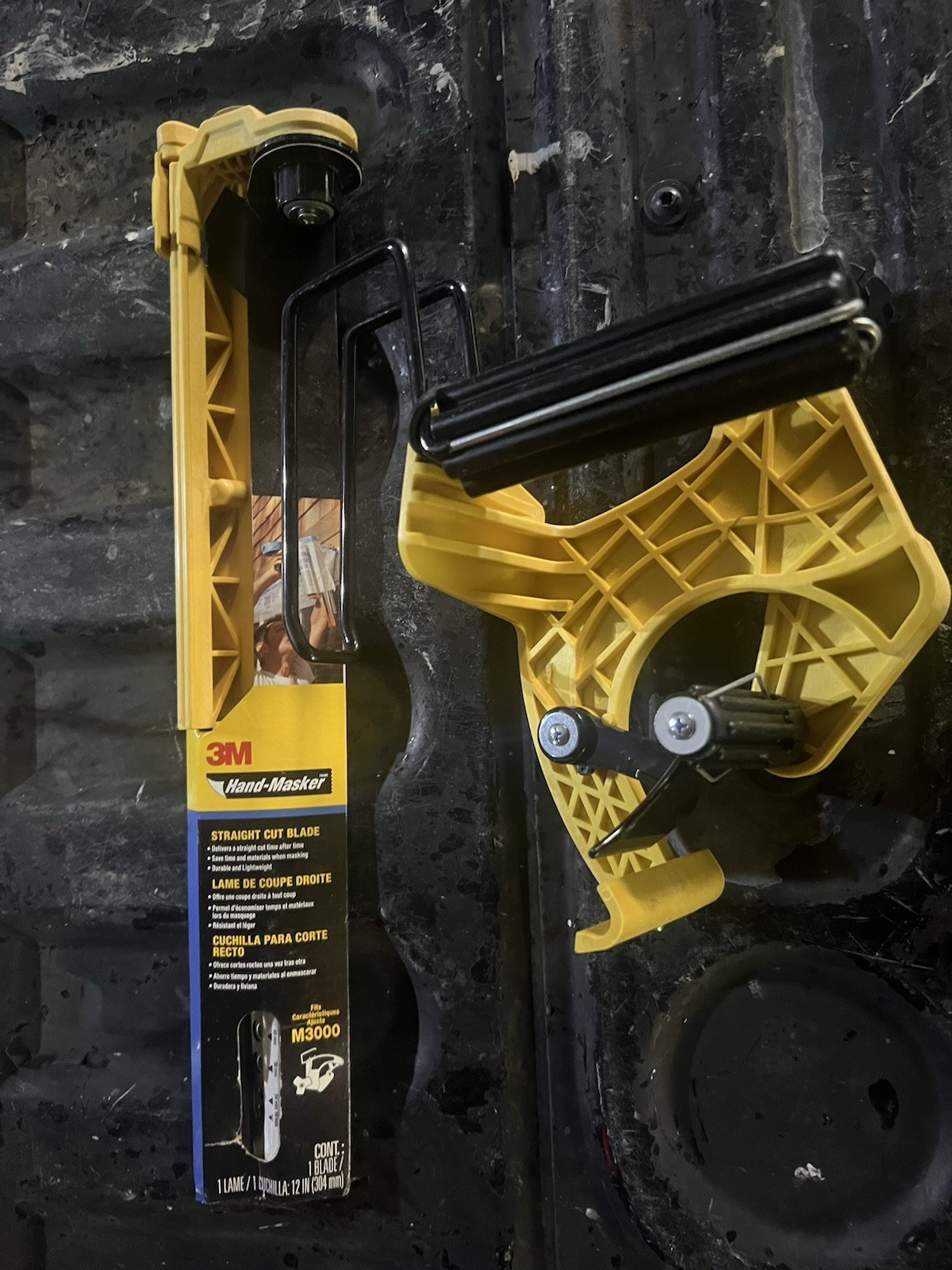 3M Hand-Masker M3000 Industrial Handheld Tape Gun & Dispenser Yellow/Black
