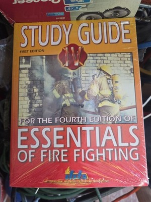 Essentials of Fire Fighting  Ifsta, Committee; International Fire Service 