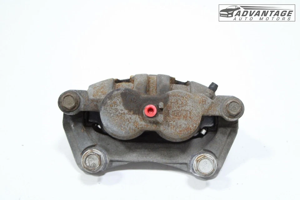 Chevrolet Traverse 2020-2021 pinza de freno de disco del lado del pasajero delantero derecho OEM Foto 2 de 4