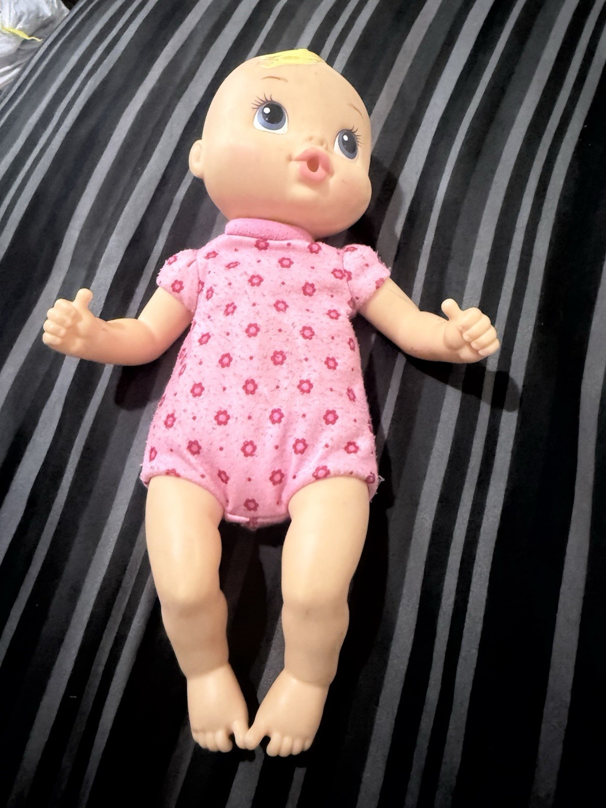 Baby Alive Luv N Snuggle 12" Thumb Sucker Soft Doll Blonde H