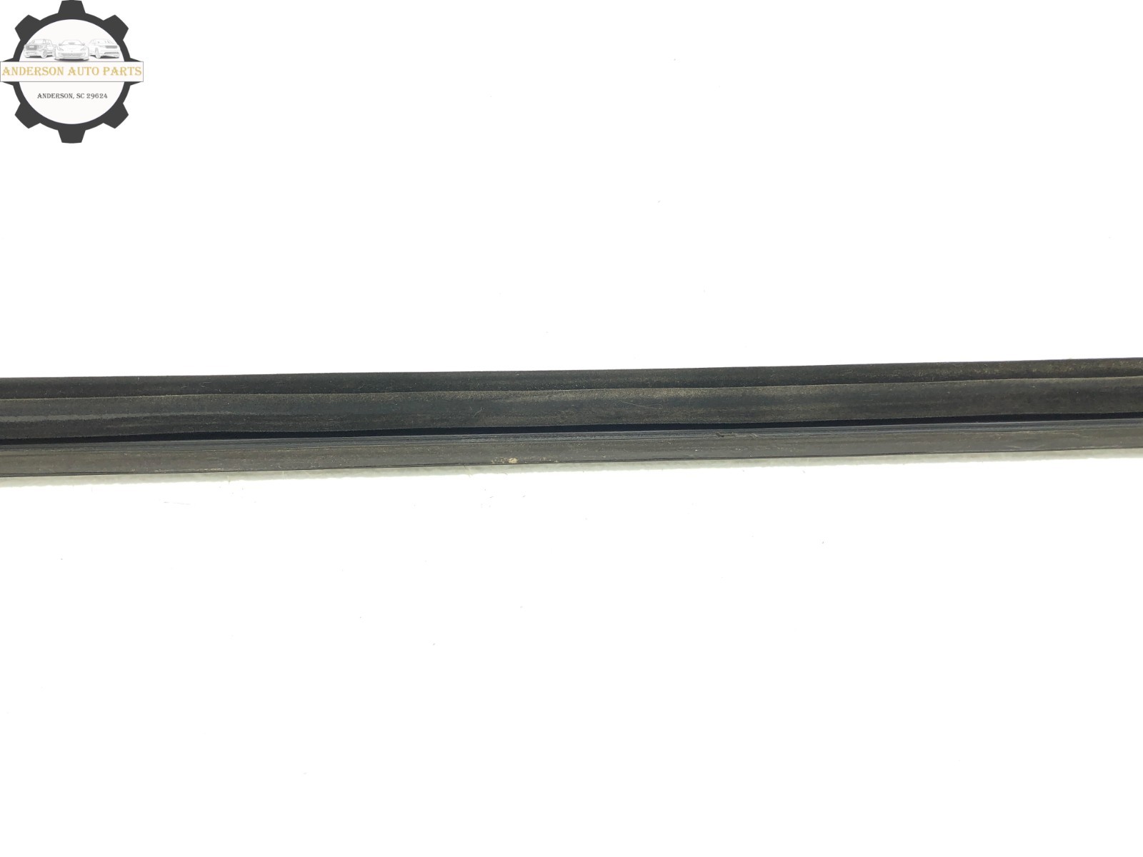 2008-2012 MASERATI GRANTURISMO M145 RIGHT PASS SIDE DOOR WINDOW BELT MOLDING OEM