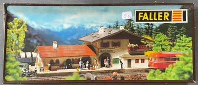 FALLER HO bâtiment petite gare Bergheim maquette B 108 neuve - Photo 1/2