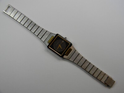 60's ZENITH MOVADO SURF ラグスポ エクスプローラ RARE MOVADO SURF ZENITH LADIES GOLD BLACK QUARTZ WATCH - NEW