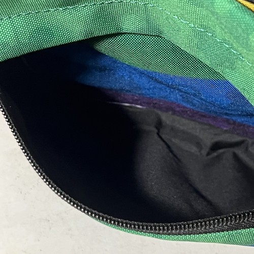 Zaino Disney Parks Loungefly Topolino con orecchie Rainbow Pride nuovo con etichetta - Foto 10 di 11