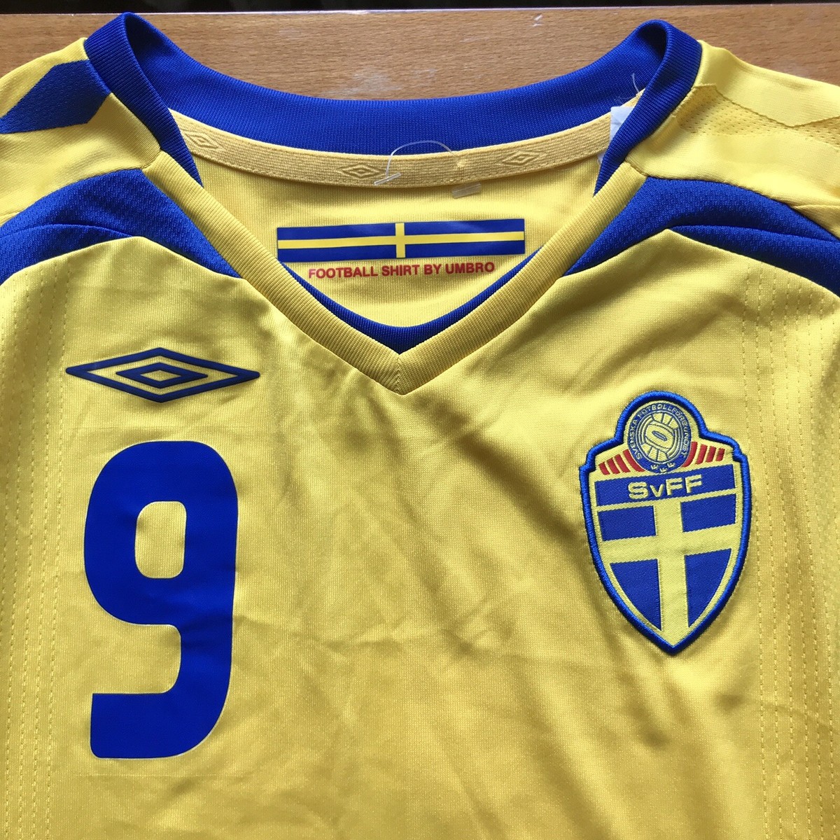 希少 UMBRO サッカー スウェーデン代表 ユニフォーム 2009年 XXL SWEDEN 2008 2009 HOME FOOTBALL SHIRT SOCCER JERSEY WOMEN UMBRO