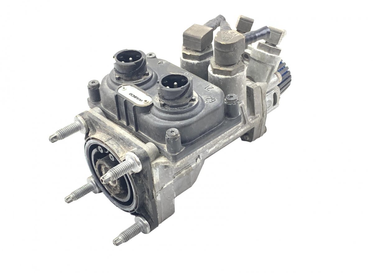 4800030000 A0034319506 Brake Main Valve EBS For Mercedes-Benz 