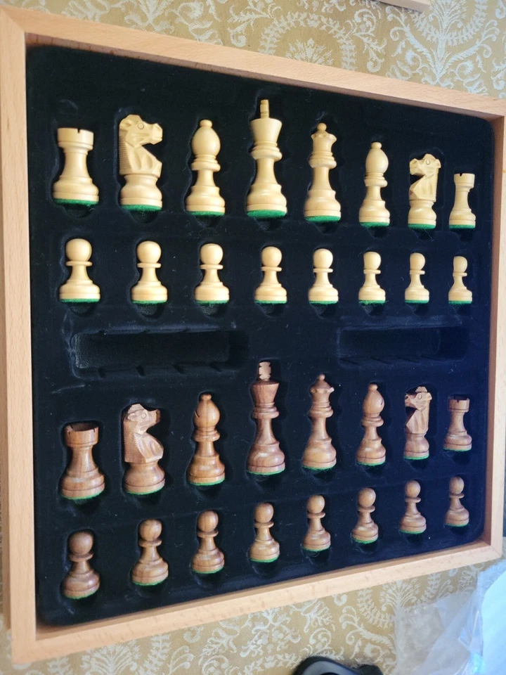 TOMOKAZU Chess Set 15" Inlaid High Quality Weighted Wood Chees Pieces. Mint Cond - Image 4 of 4