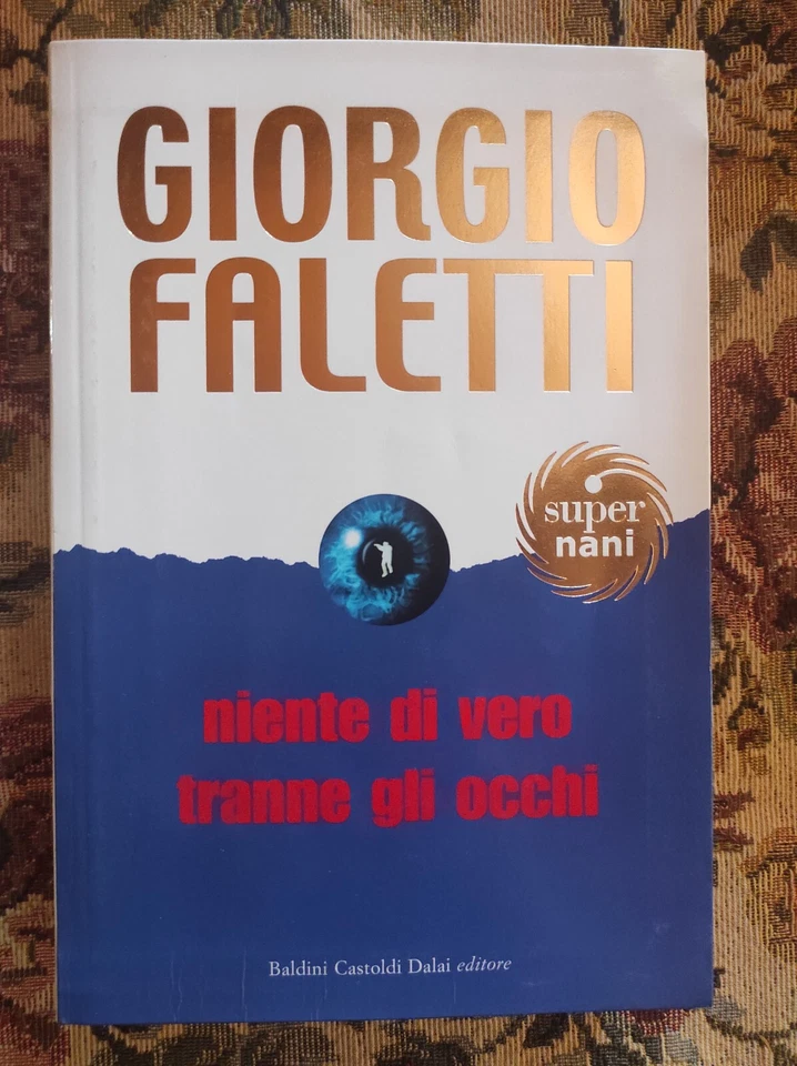 Niente di vero tranne gli occhi, foto 1 di 3