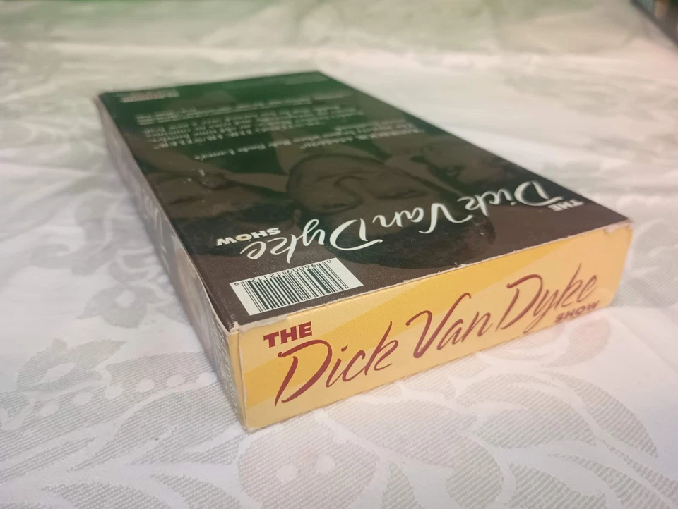 The Dick Van Dyke Show VHS - 2 Classic Rare Episodes w/ Mary Tyler Moore Foto 3 de 4