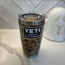 New 2025 Yeti Wetlands Camo / Camouflage 20 oz. Rambler Tumbler Limited Edition