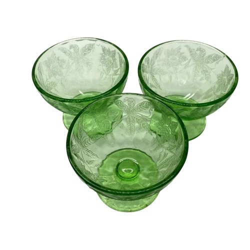 3 Lot Vintage 1930s Jeannette Poinsettia Uranium Glass Sherbet Dessert Cups