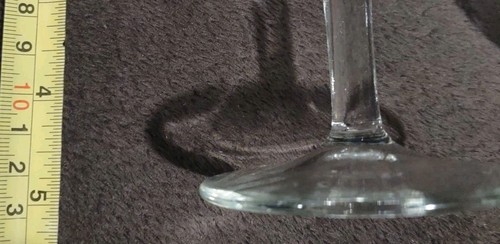 Pair of 2 Criss Cross Banded Depression Era Wine Glasses w/ Cut Glass Design - Picture 5 of 15