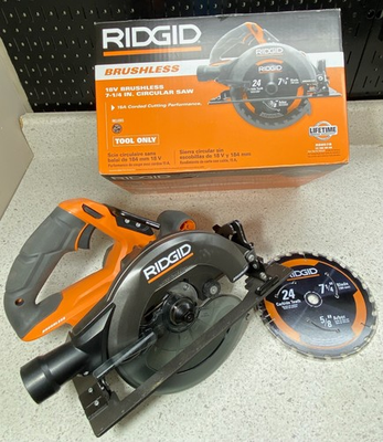 #ad RIDGID 18V Brushless Cordless 7 1 4 in. Circular Saw Tool Only R8657B $89.00