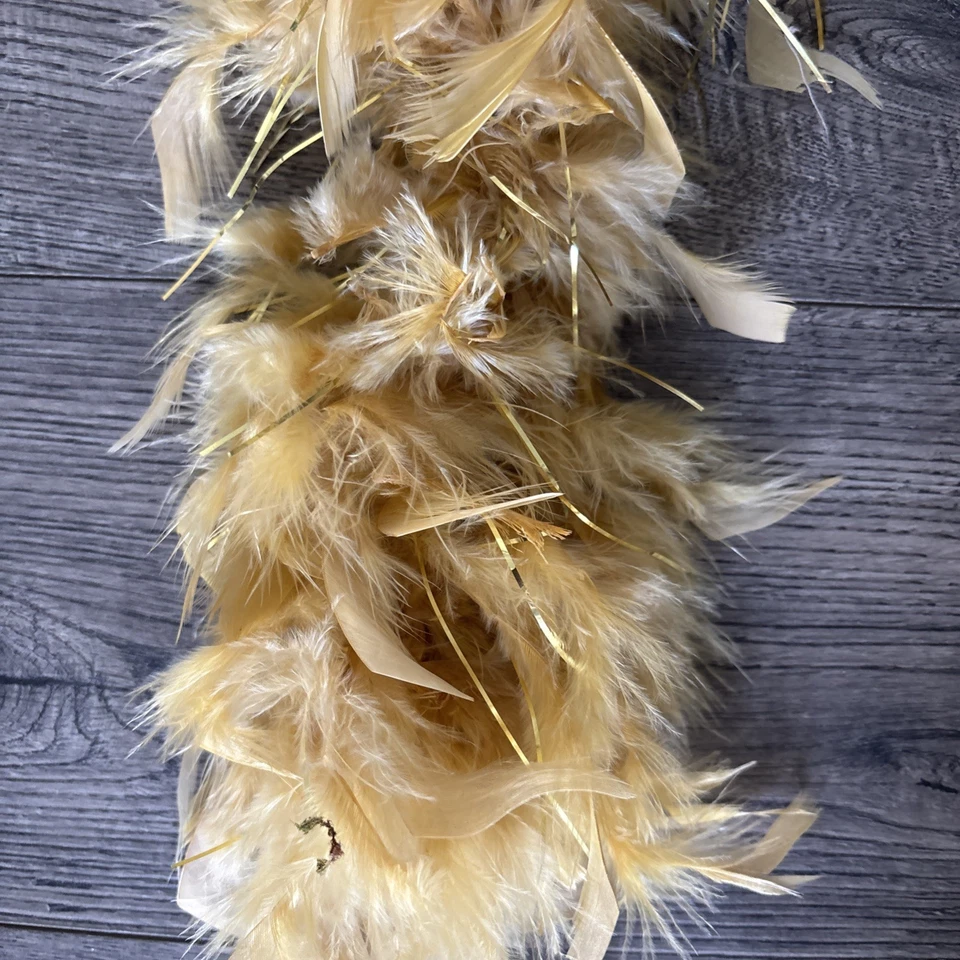 Boa de plumas beige y dorado talla única Foto 3 de 4
