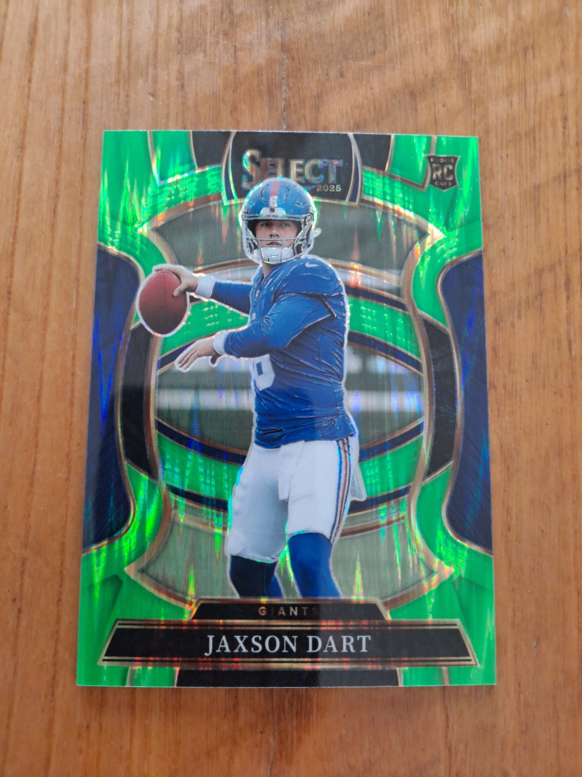 2025 Panini Select - Concourse Jaxson Dart #93 Neon Green Shock Prizm /699 READ