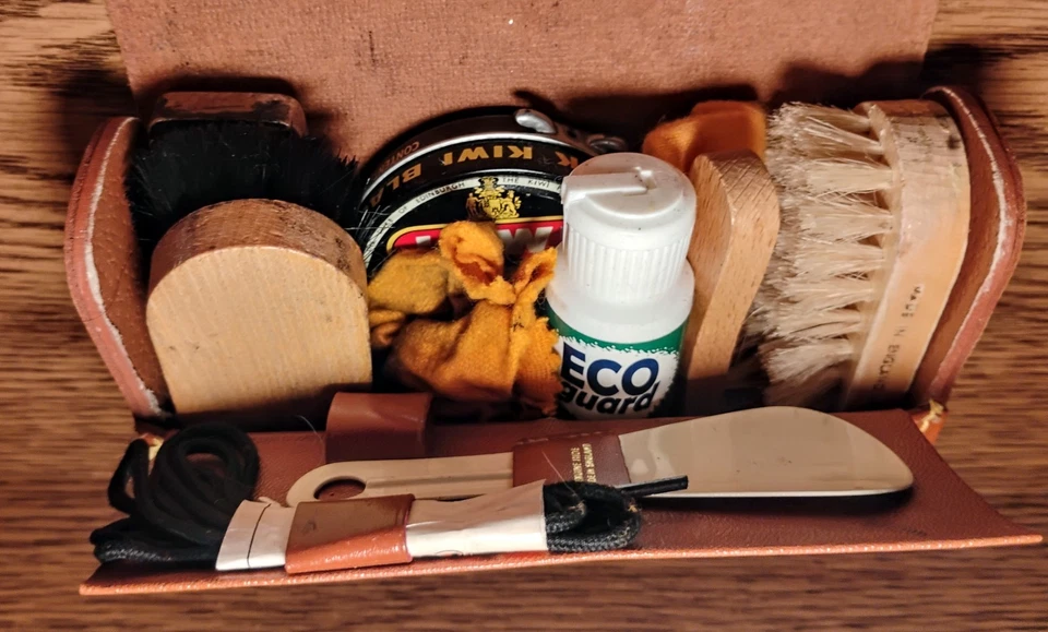 Kit de viaje Shoe Shine vintage Foto 3 de 4