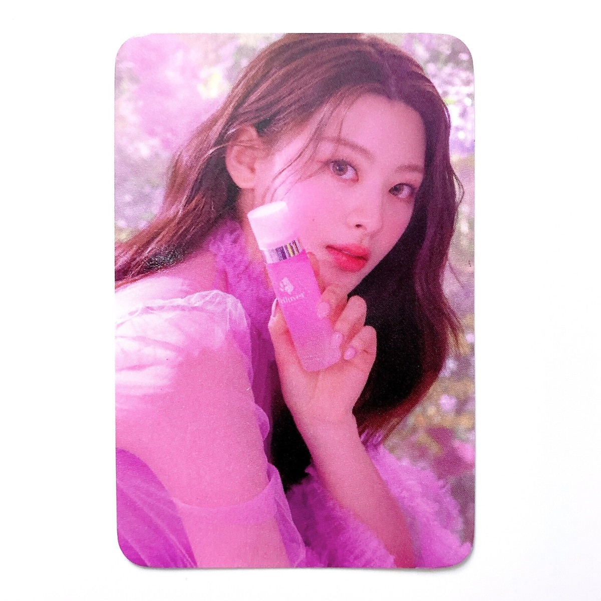 STAYC Official Photocard Celluver Flower Edition Benefit
