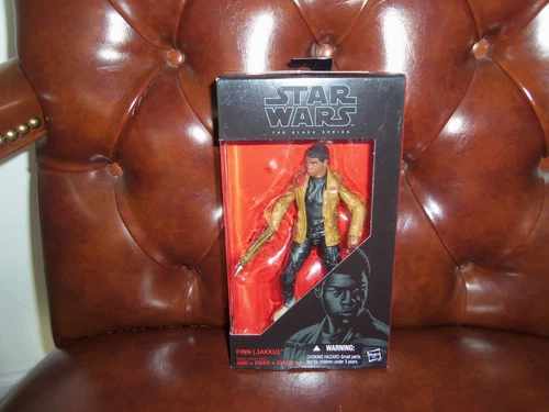 Hasbro Star Wars The Black Series 6-Inch Finn (Jakku) #01 Action Figure