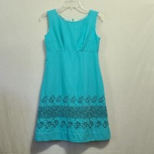Vintage Handmade Blue Embroidered Sheath Dress Women's Size 6 1950s 1960s