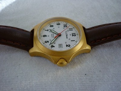 VINTAGE L.L. BEAN QUARTZ WATCH FIELD WOMENS DATE WHITE DIAL SWISS