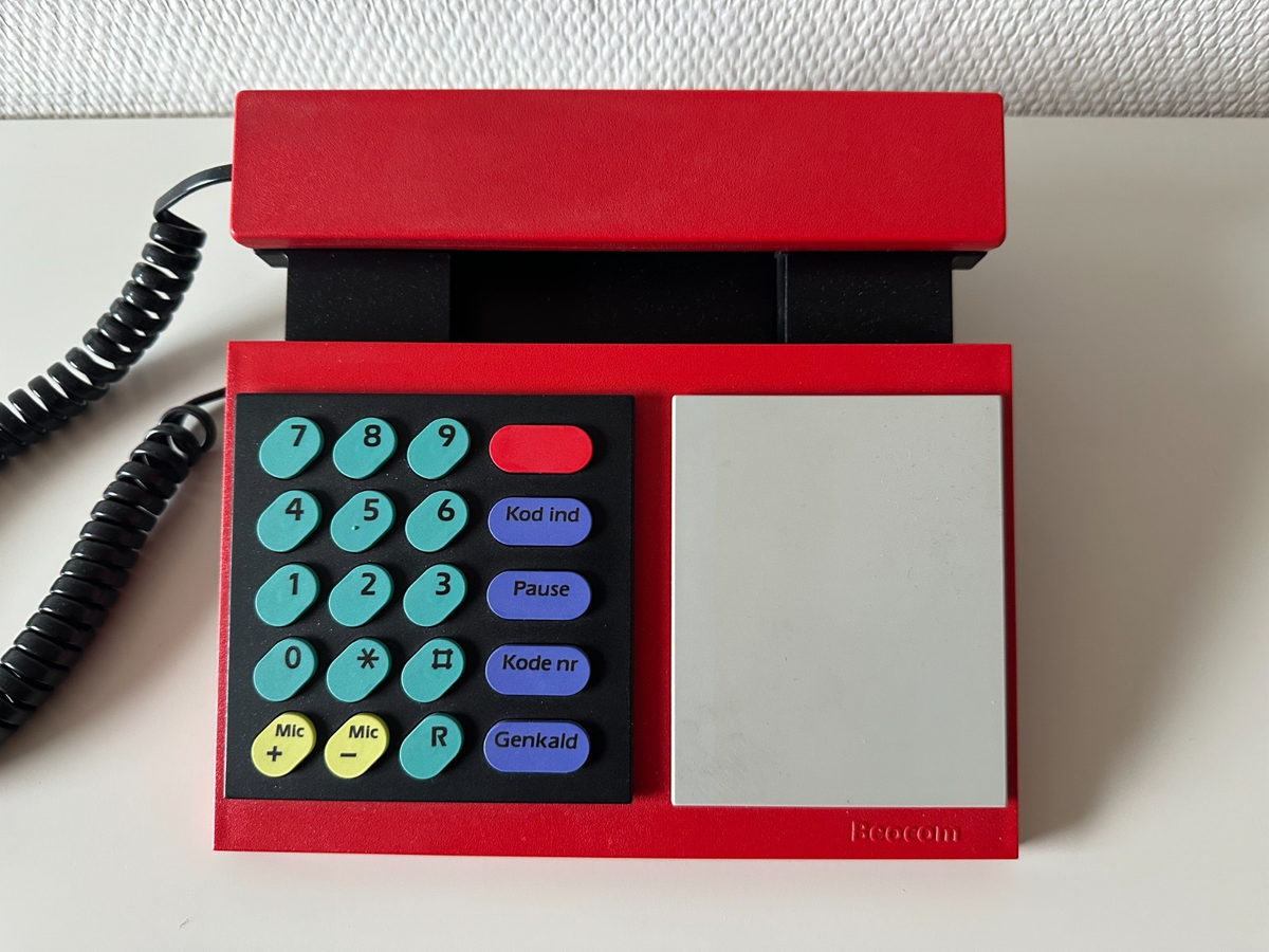 BeoCom 1000 / Bang Olufsen (B&O) / Vintage phone from 1986 in