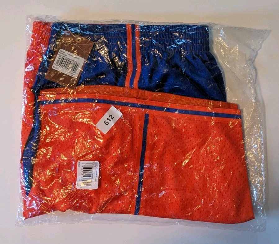 Pantalones Cortos Mitchell & Ness New York Knicks Hardwood Classics 1996 4XL NUEVOS CON ETIQUETAS $95 Minorista Foto 2 de 4