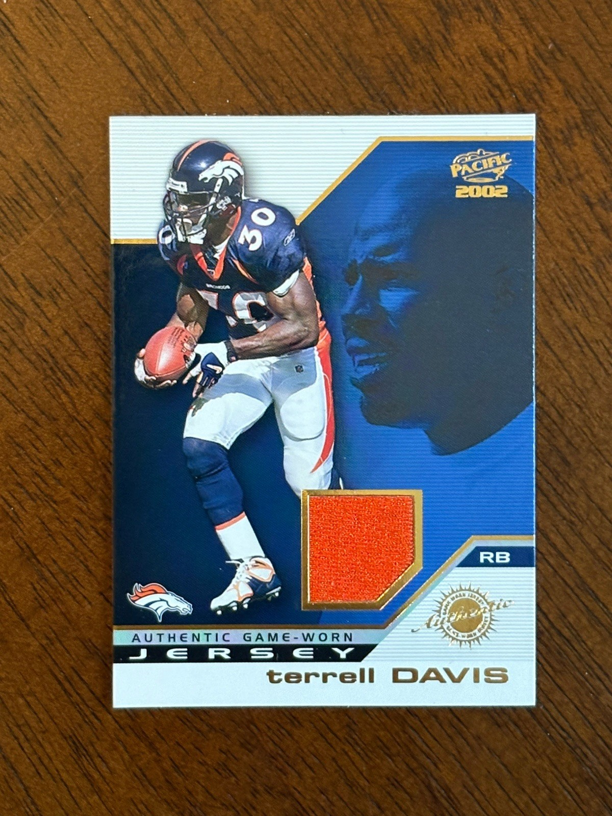 2002 Pacific - Game-Worn Jerseys Terrell Davis #11 HOF 