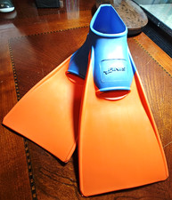 FINIS Long Floating Fins for Kids Blue/Orange, Jr. 11-1 Euro 29-33 AUS Jr 8-11