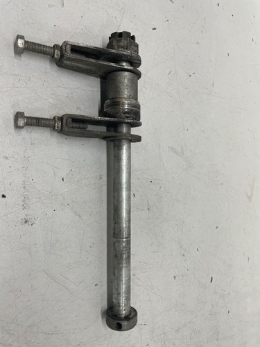 Kawasaki GPZ305 EX305 Hinterradachse + Spanner, Steckachse hinten B6578