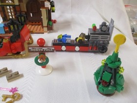 LEGO CREATOR EXPERT 10245 SANTA'S WORKSHOP WITH MANUALS