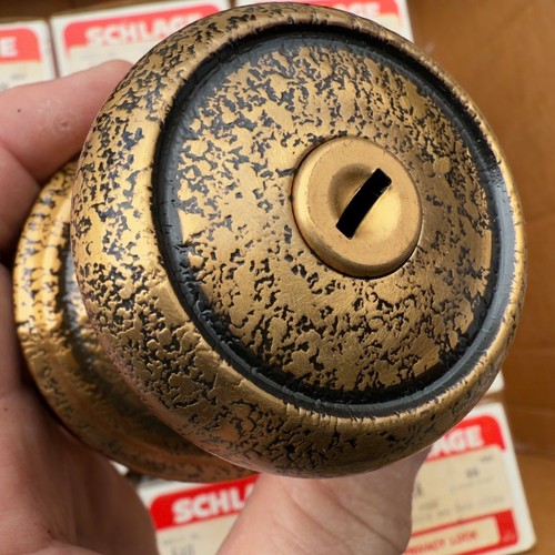 Schlage Privacy Bedroom Door Lock Antique Bronze Claremont F40 CLA616 NOS - Picture 5 of 11